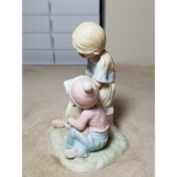 Lefton China Learning From The Bible Figurines 5" Hand Painted Taiwan Vintage - Picture 2 of 6